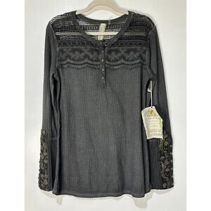 Aratta Silent Journey Boho Lace Thermal Long Sleeve Gray Top Size Small NWT